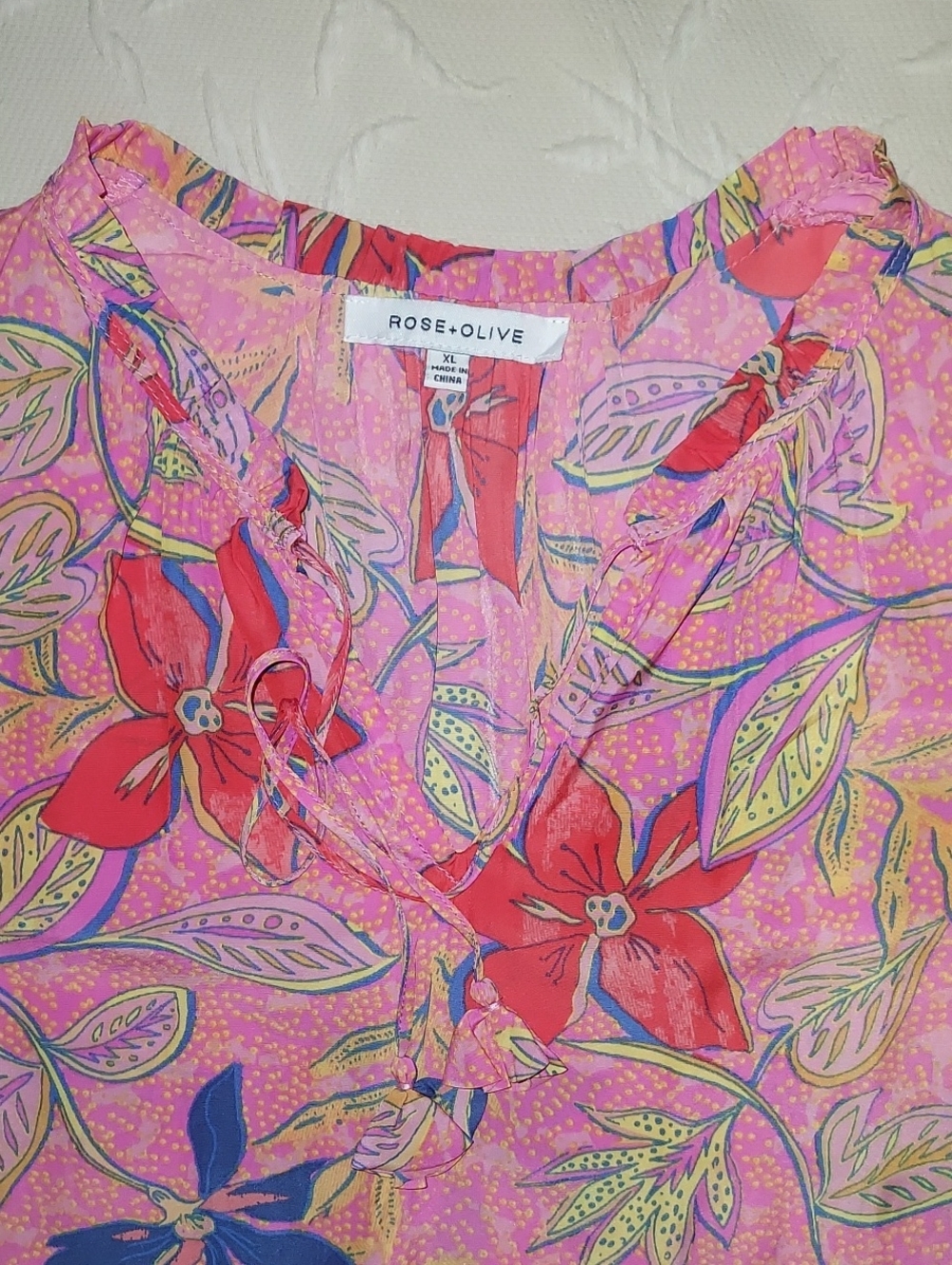 Rose & Olive Blouse - Picture 8 of 8